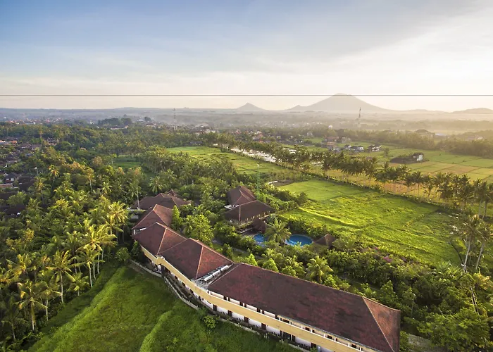 Hotel Bhuwana And Farm 4*