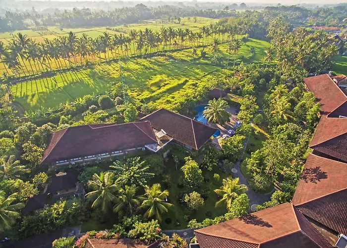 Bhuwana And Farm 4*