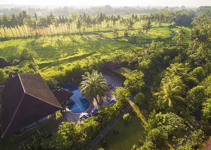 Hotel Bhuwana And Farm