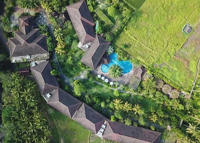 Hotel Bhuwana And Farm 4*