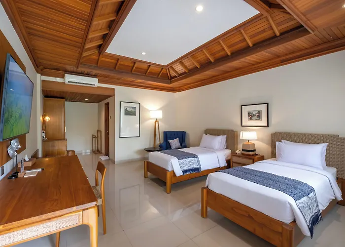 Hotel Bhuwana And Farm